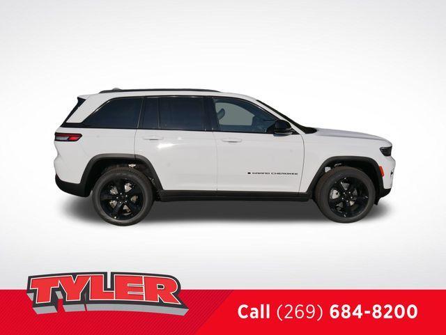 new 2025 Jeep Grand Cherokee car, priced at $47,338