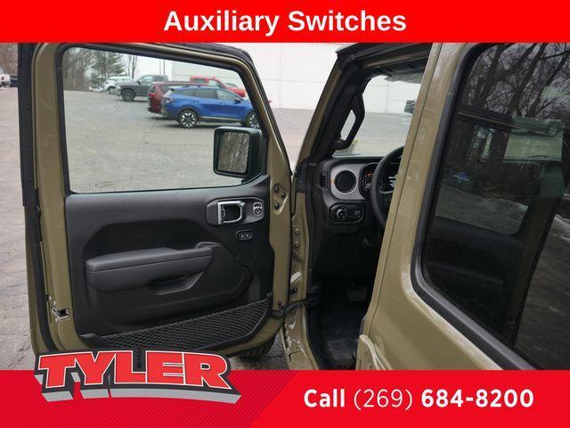 new 2025 Jeep Wrangler car, priced at $49,832