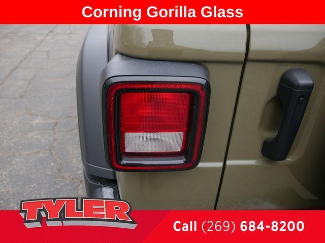 new 2025 Jeep Wrangler car, priced at $49,832