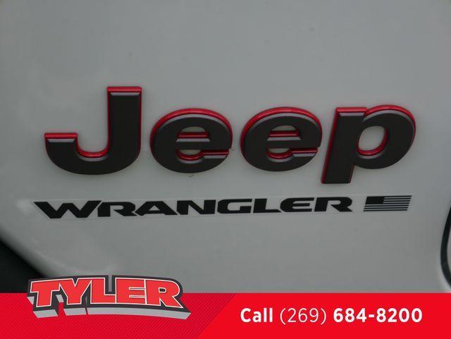 new 2025 Jeep Wrangler car