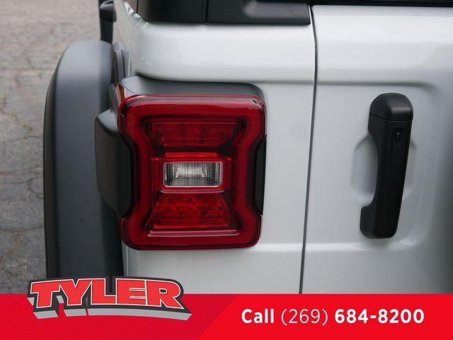 new 2025 Jeep Wrangler car