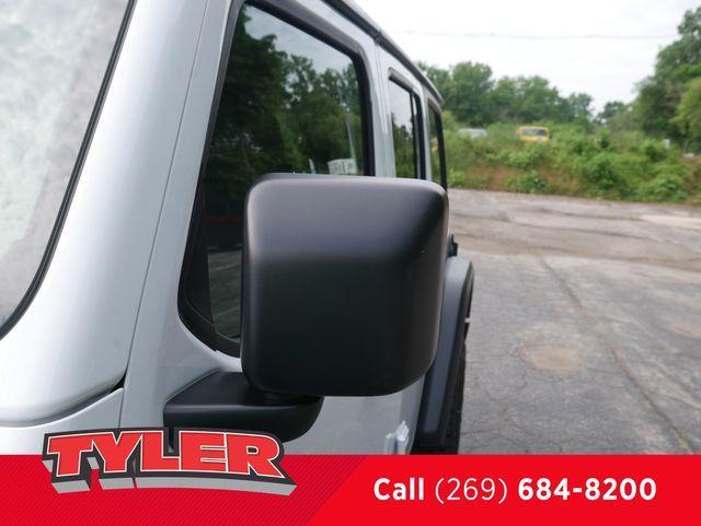 new 2025 Jeep Wrangler car