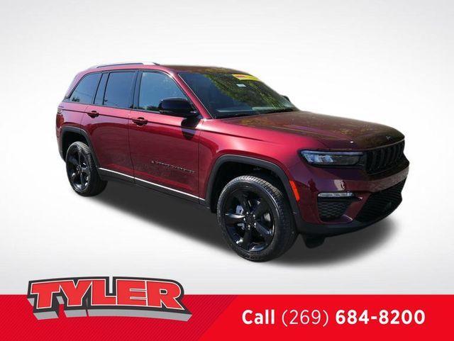 new 2025 Jeep Grand Cherokee car, priced at $48,659