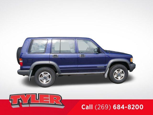 used 1996 Isuzu Trooper car, priced at $4,400