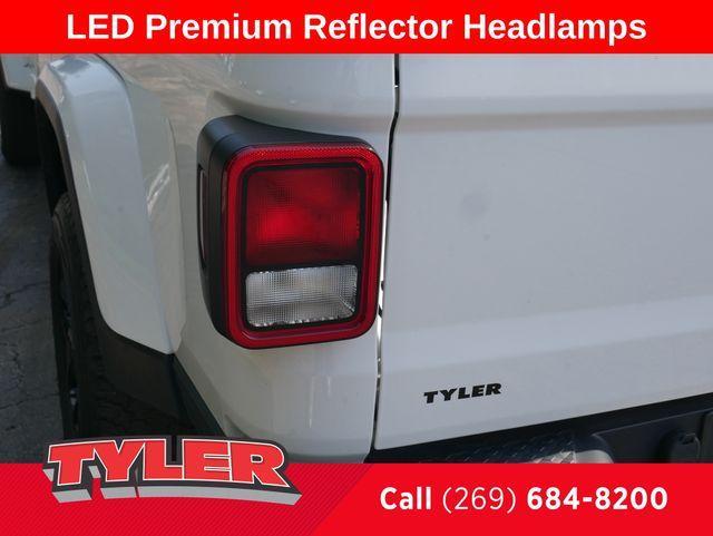 used 2022 Jeep Gladiator car, priced at $31,100