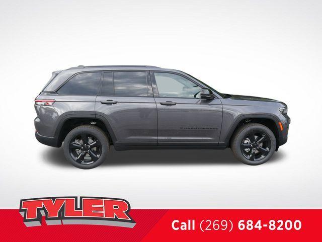 new 2025 Jeep Grand Cherokee car, priced at $50,731