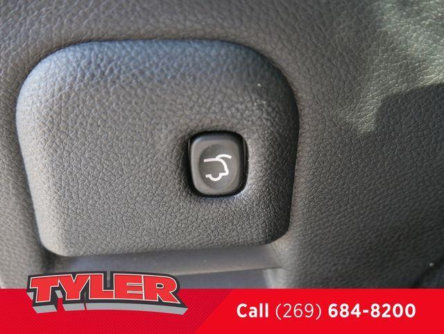 used 2020 Jeep Grand Cherokee car, priced at $27,104