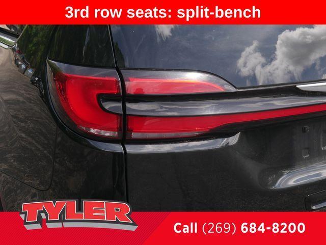 used 2023 Chrysler Pacifica Hybrid car, priced at $21,000