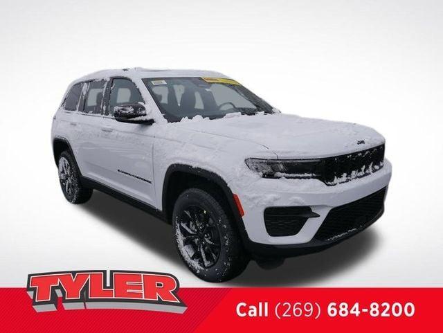 new 2025 Jeep Grand Cherokee car, priced at $42,284