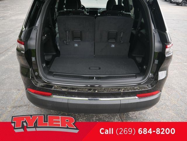 new 2025 Jeep Grand Cherokee L car