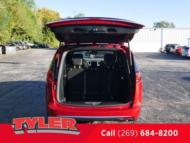 new 2026 Chrysler Pacifica car, priced at $47,396