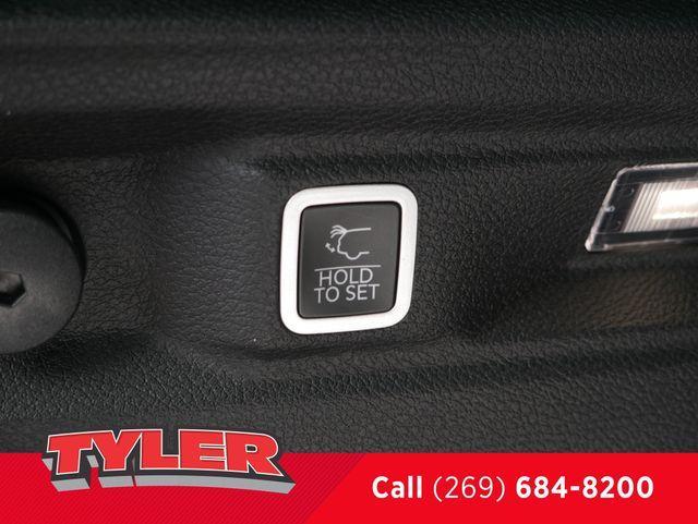 new 2025 Jeep Grand Cherokee L car, priced at $47,052