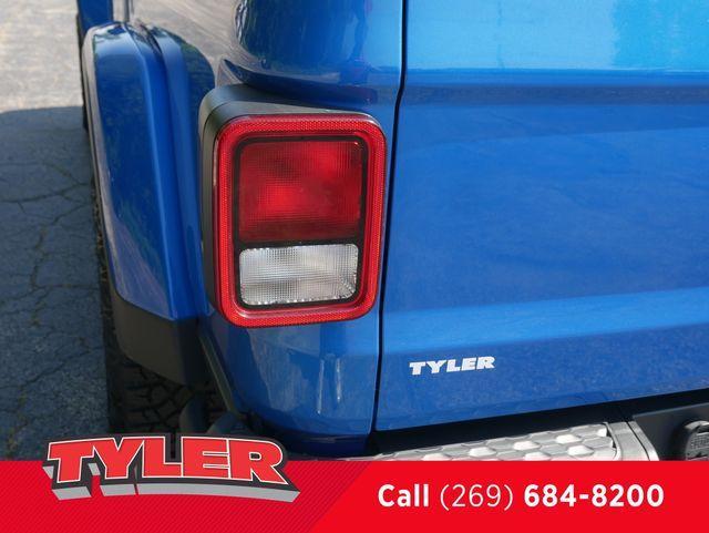 used 2020 Jeep Gladiator car, priced at $34,237