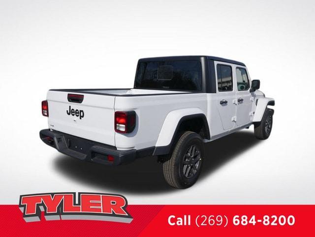 new 2024 Jeep Gladiator car, priced at $45,971