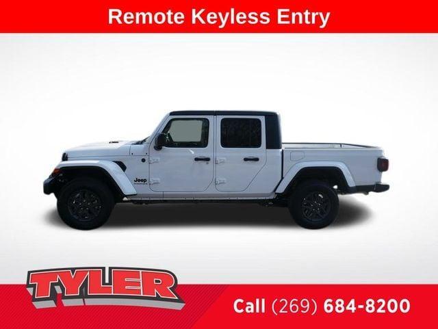 new 2024 Jeep Gladiator car, priced at $41,691