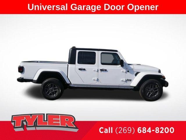 new 2024 Jeep Gladiator car, priced at $41,691