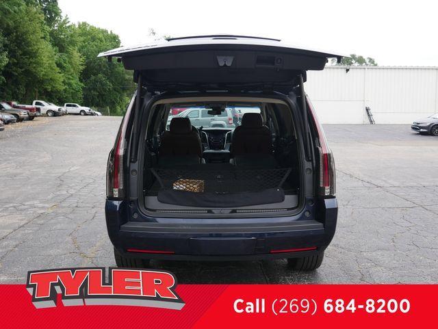 used 2020 Cadillac Escalade car, priced at $51,070