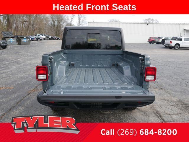 new 2025 Jeep Gladiator car, priced at $45,475