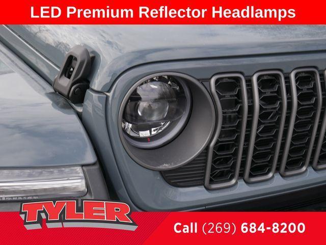 new 2025 Jeep Gladiator car, priced at $45,475