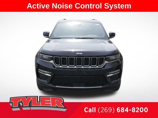 new 2024 Jeep Grand Cherokee car, priced at $42,200