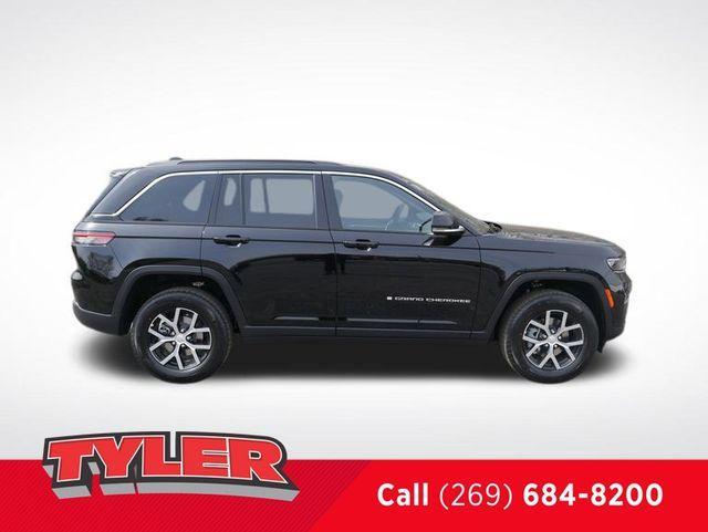 new 2024 Jeep Grand Cherokee car, priced at $42,200