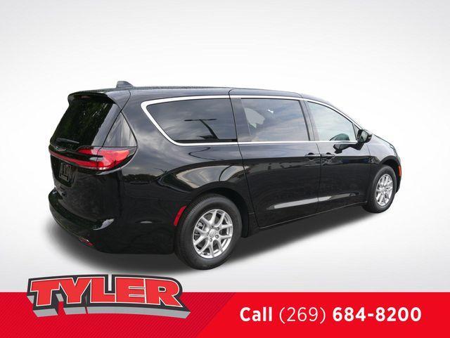 new 2026 Chrysler Pacifica car, priced at $41,207