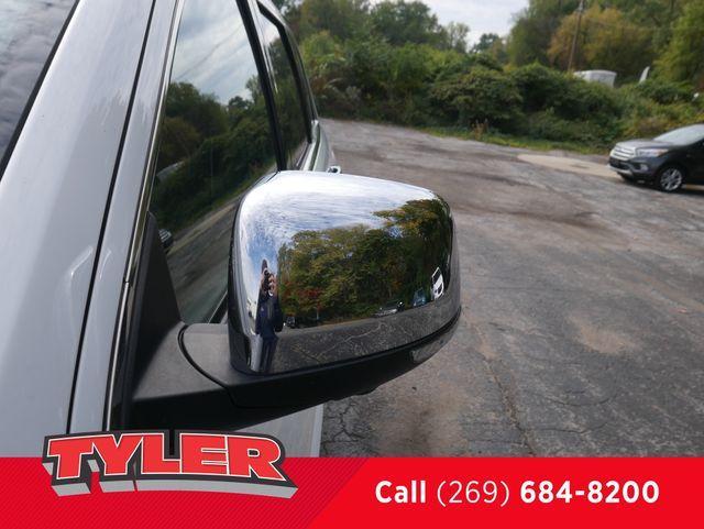 used 2014 Jeep Grand Cherokee car, priced at $15,810