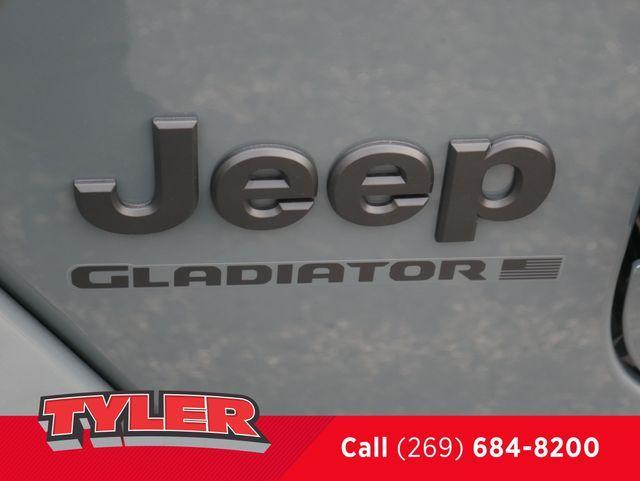 new 2025 Jeep Gladiator car, priced at $45,596