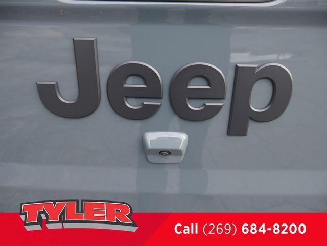 new 2025 Jeep Gladiator car, priced at $45,596
