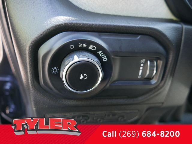 new 2025 Jeep Wrangler car, priced at $41,400
