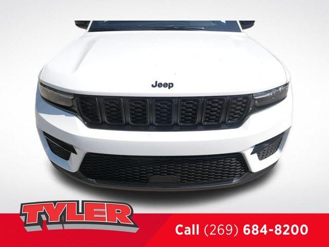 new 2024 Jeep Grand Cherokee car, priced at $46,400