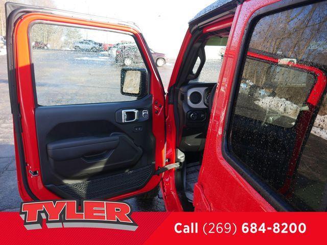 new 2025 Jeep Wrangler car