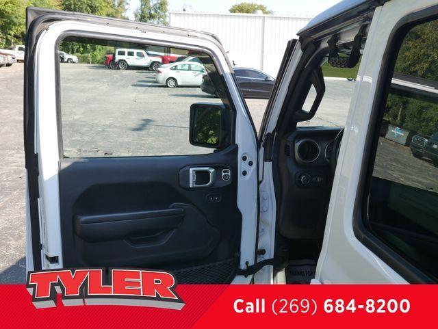 used 2021 Jeep Gladiator car, priced at $27,868