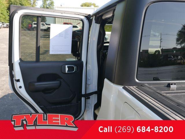 used 2021 Jeep Gladiator car, priced at $27,868
