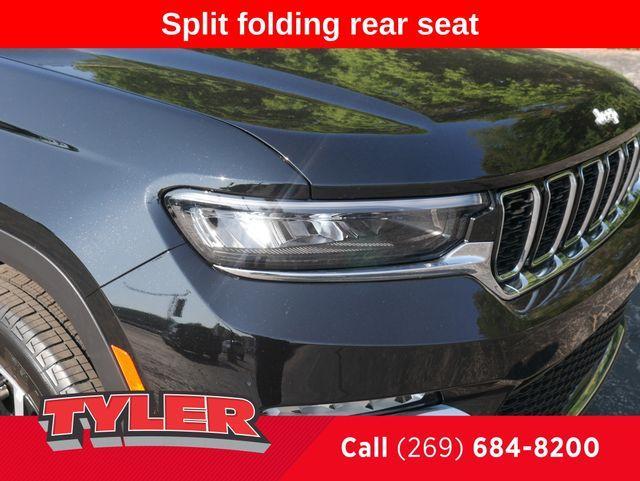 new 2025 Jeep Grand Cherokee car, priced at $45,815