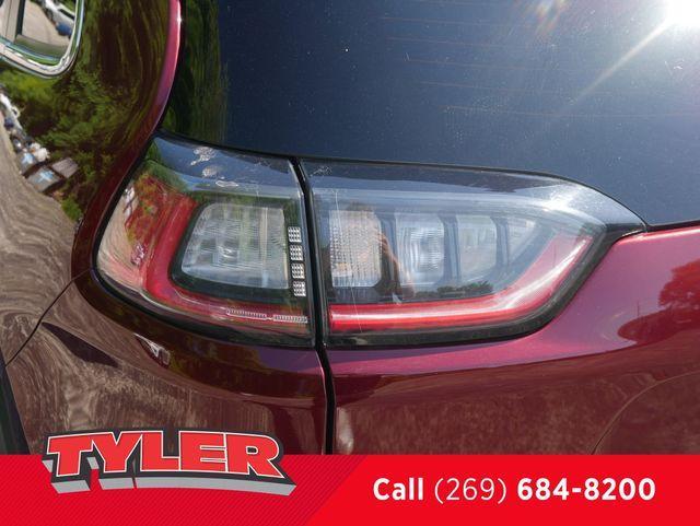 used 2020 Jeep Cherokee car, priced at $21,394