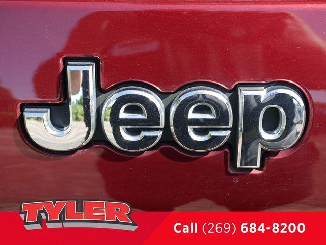 used 2020 Jeep Cherokee car, priced at $21,394
