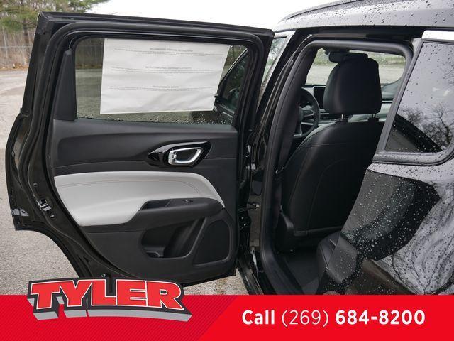new 2025 Jeep Compass car, priced at $31,126
