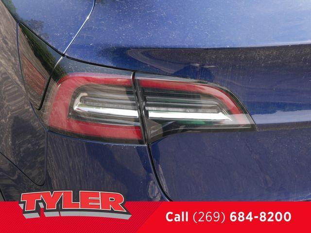used 2018 Tesla Model 3 car, priced at $21,000