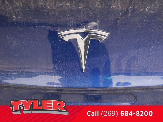 used 2018 Tesla Model 3 car, priced at $21,000