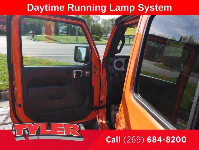 new 2025 Jeep Gladiator car, priced at $47,268