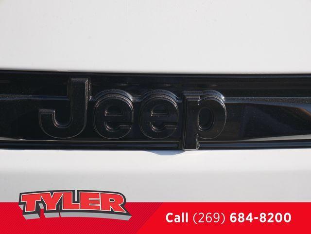 new 2025 Jeep Grand Cherokee car