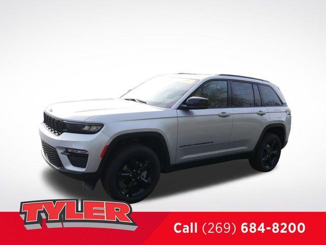 new 2025 Jeep Grand Cherokee car, priced at $50,186