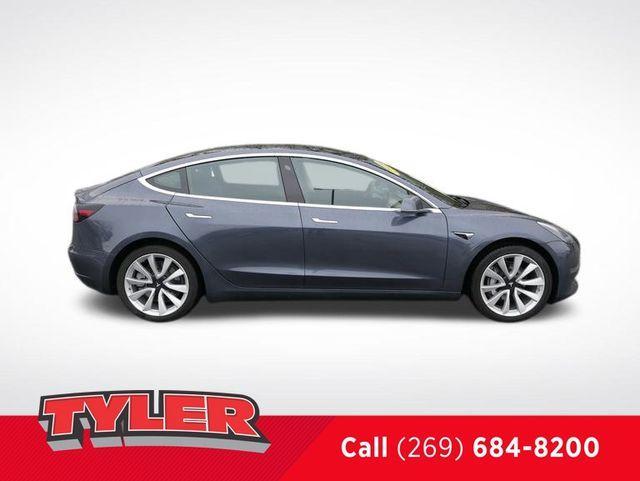 used 2020 Tesla Model 3 car, priced at $21,000