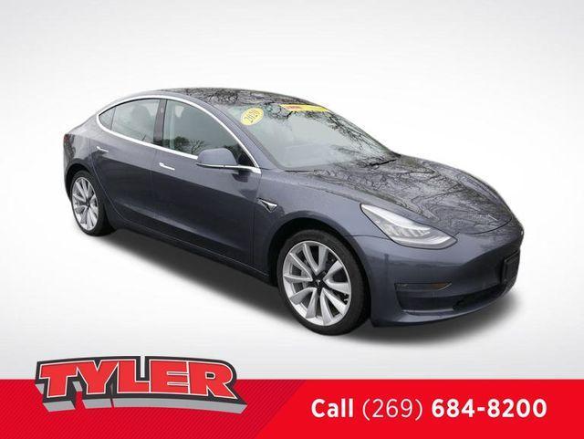 used 2020 Tesla Model 3 car, priced at $21,000