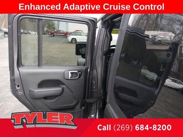 new 2025 Jeep Wrangler car