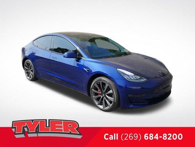 used 2018 Tesla Model 3 car, priced at $21,000