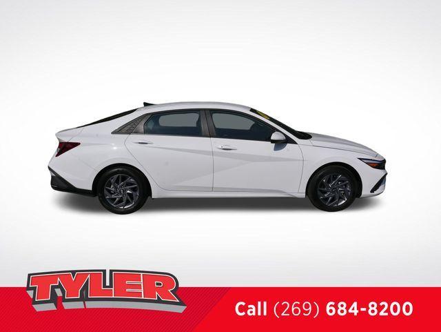 used 2024 Hyundai Elantra car, priced at $23,234