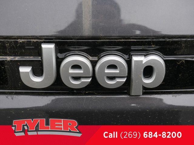 new 2025 Jeep Grand Cherokee car