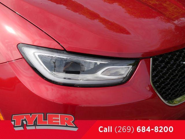 new 2026 Chrysler Pacifica car, priced at $42,752